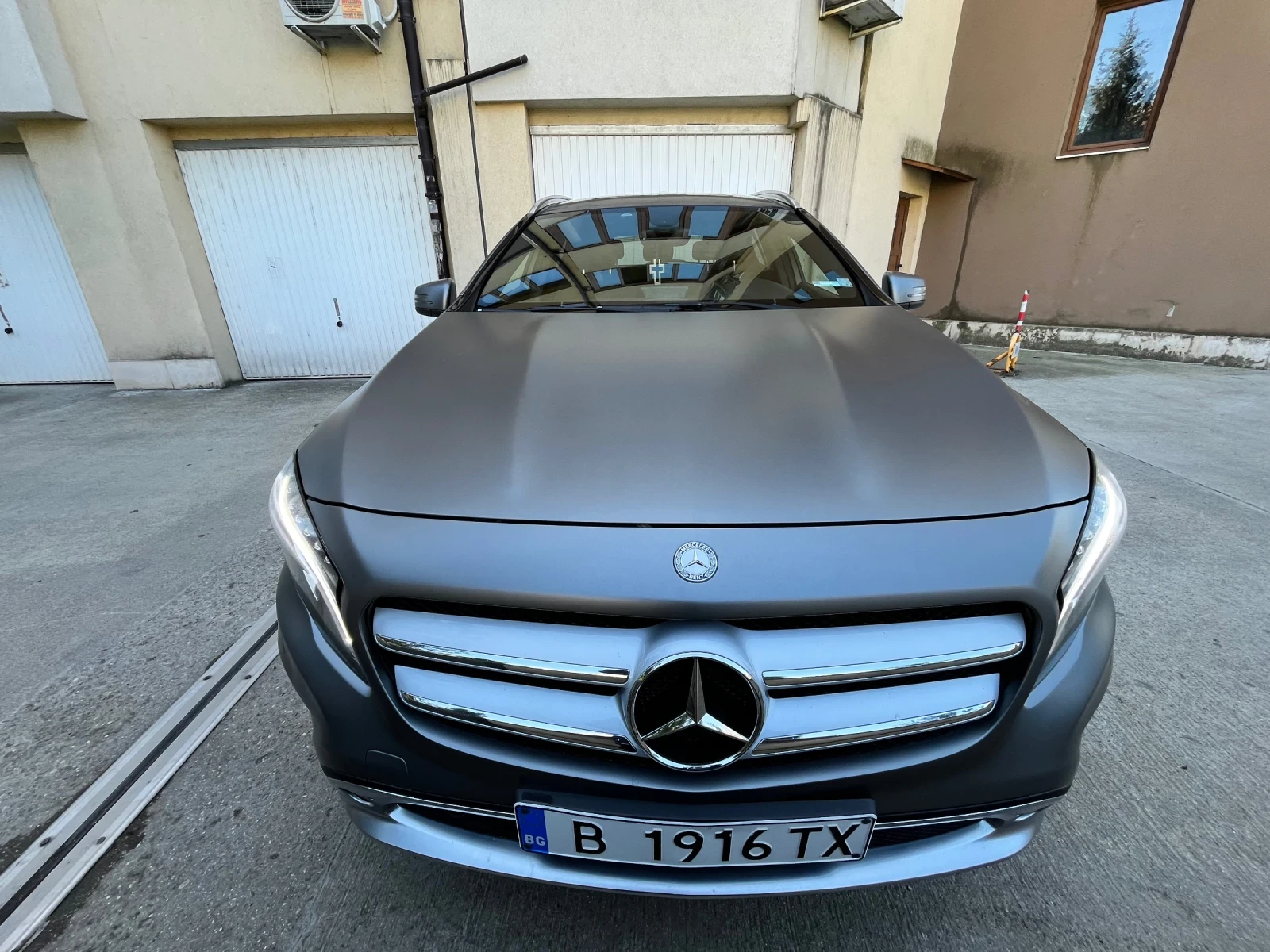 Mercedes-Benz GLA 220 4-Matic, Bi-xenon, panorama, камера, сив МАТ - изображение 3