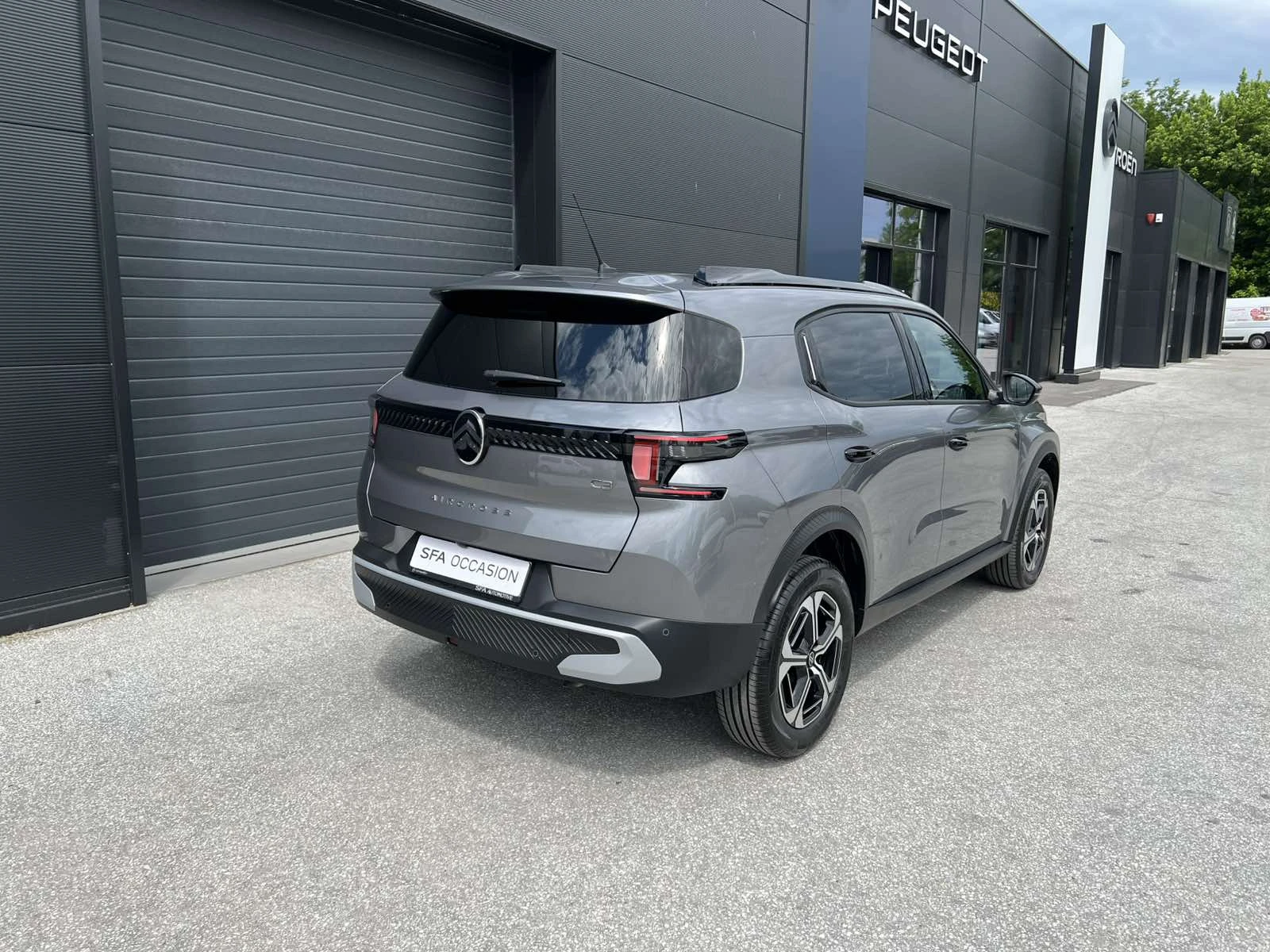 Citroen C3 Aircross MAX HYBRID 145 Automatic E6 - изображение 6