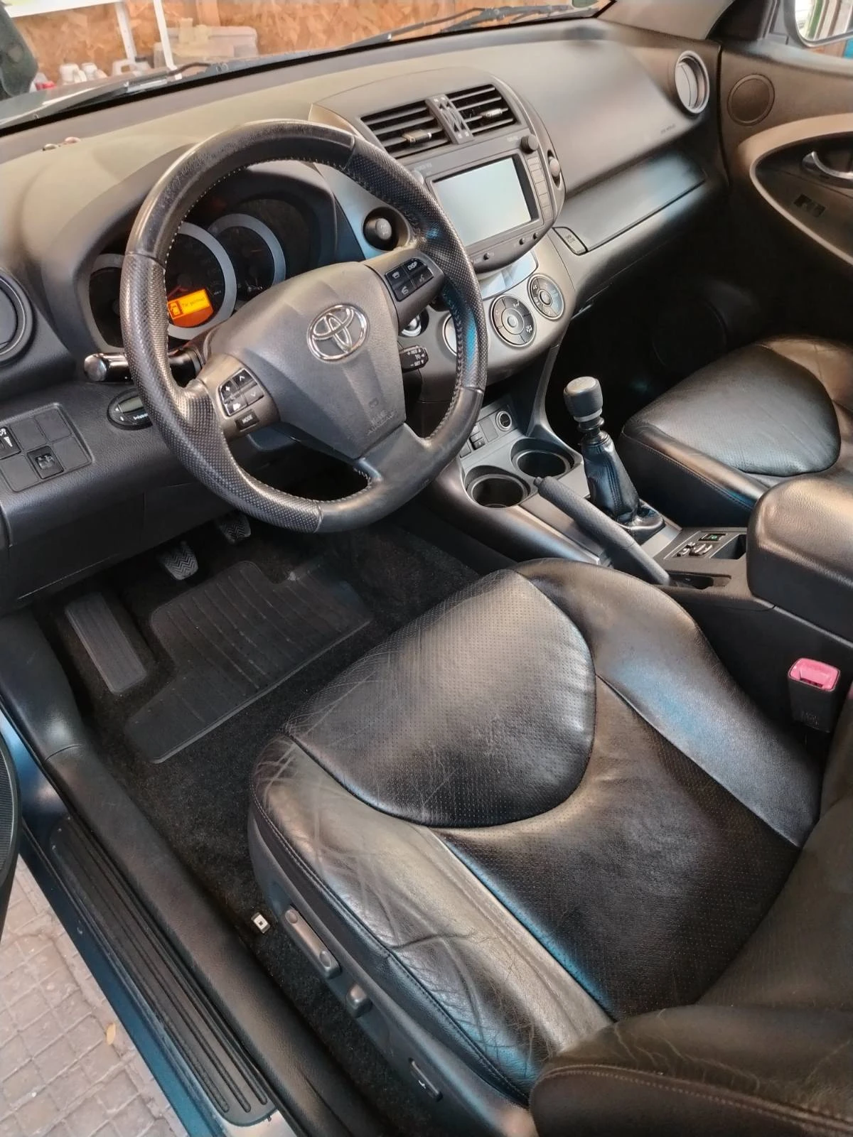 Toyota Rav4  - изображение 4