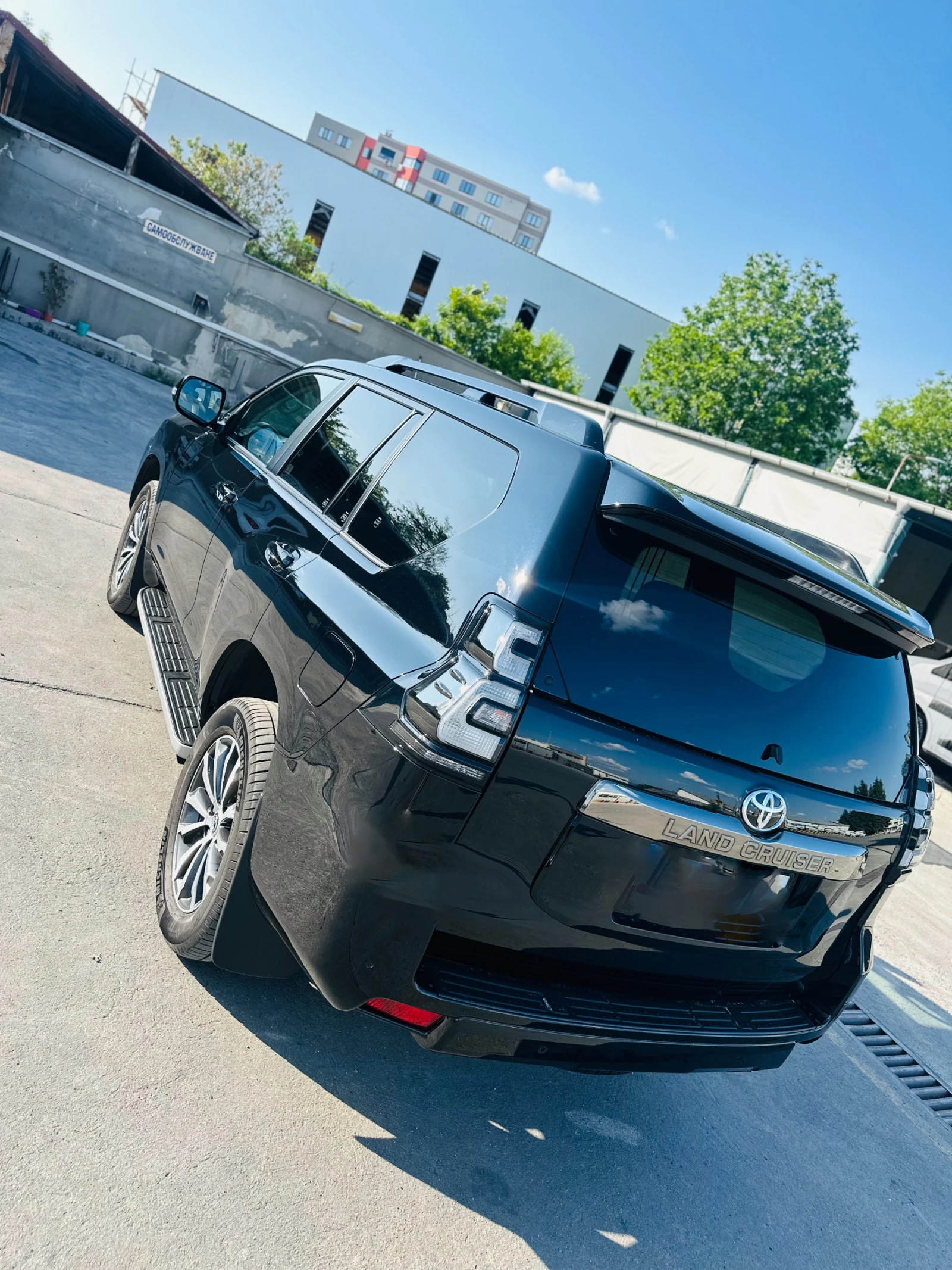 Toyota Land cruiser 150 2.8 LUXURY 6A/T AVS BLACK EDITION - изображение 3