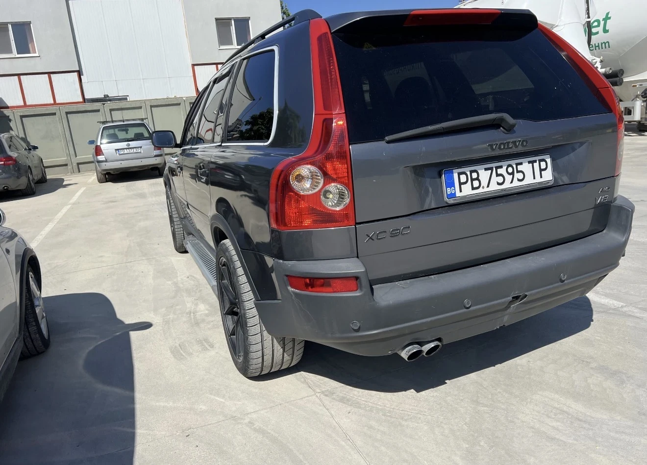 Volvo Xc90 4.4 V8 - изображение 4