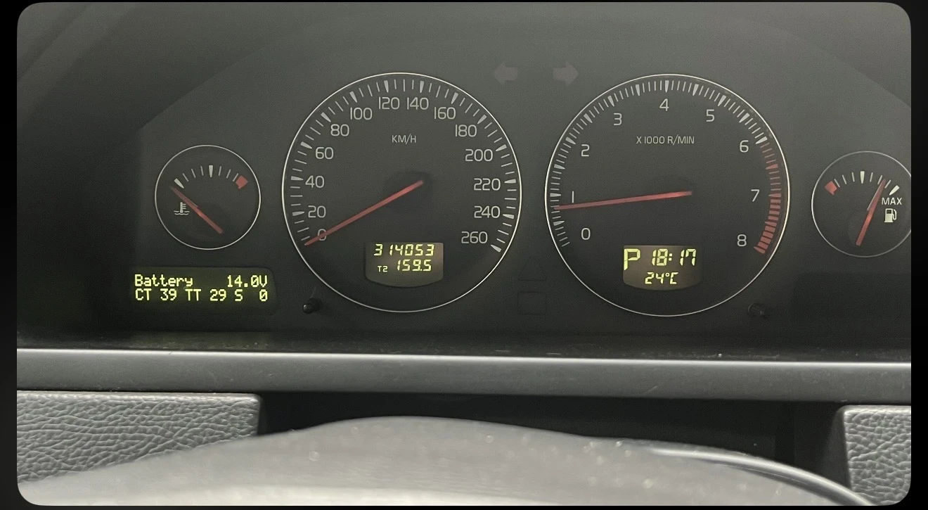 Volvo Xc90 4.4 V8 - изображение 7