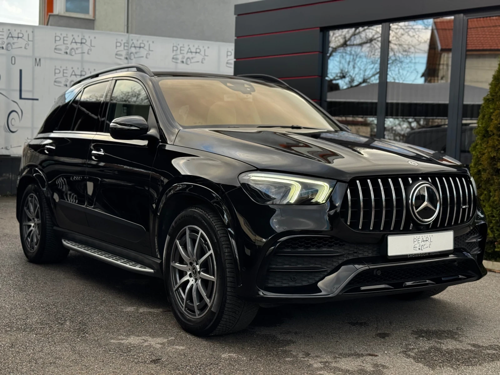 Mercedes-Benz GLE 53 4MATIC Exclusive PANO Softclose 360 HUD Airmatic Memory | Mobile.bg   3