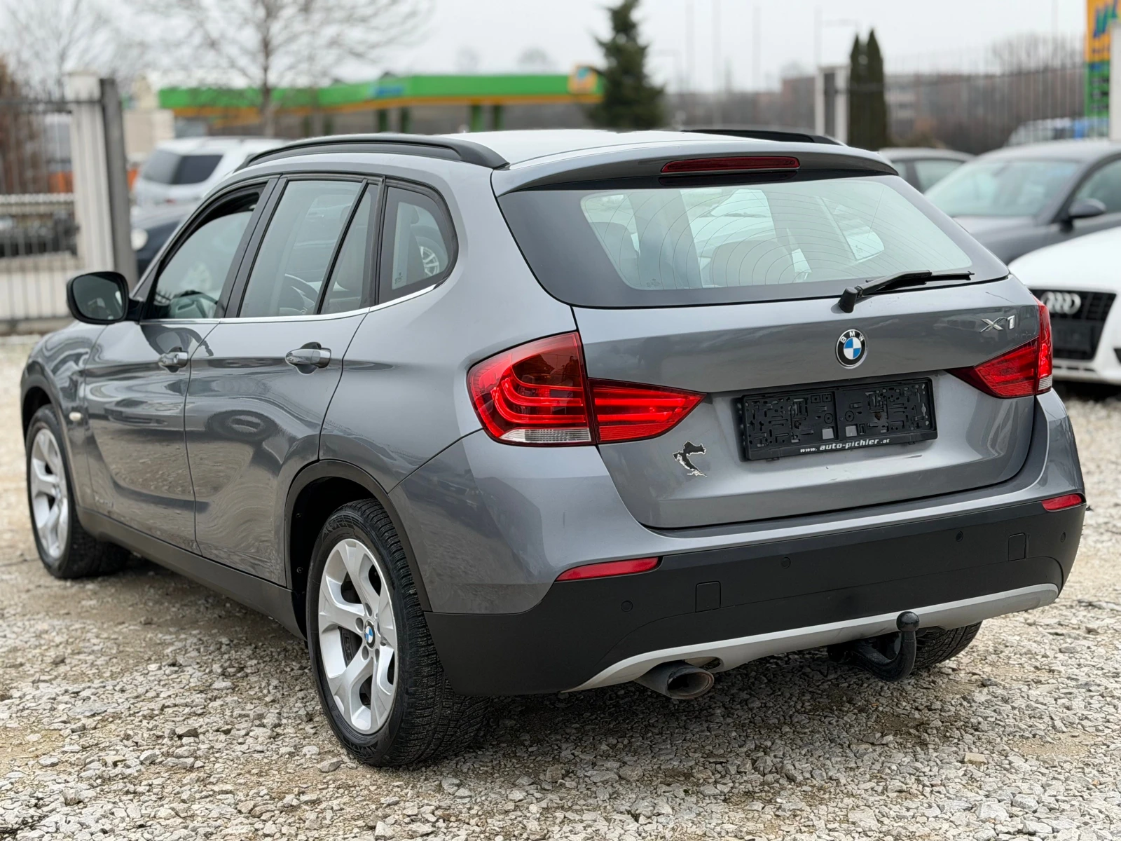 BMW X1  2.3 bi-turbo - изображение 8