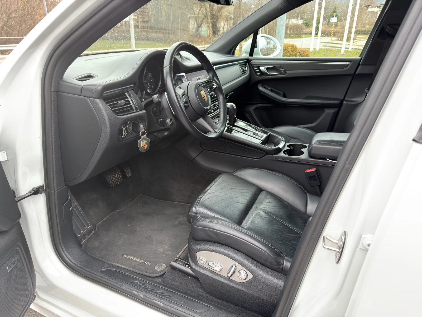 Porsche Macan, снимка 8 - Автомобили и джипове - 53954829