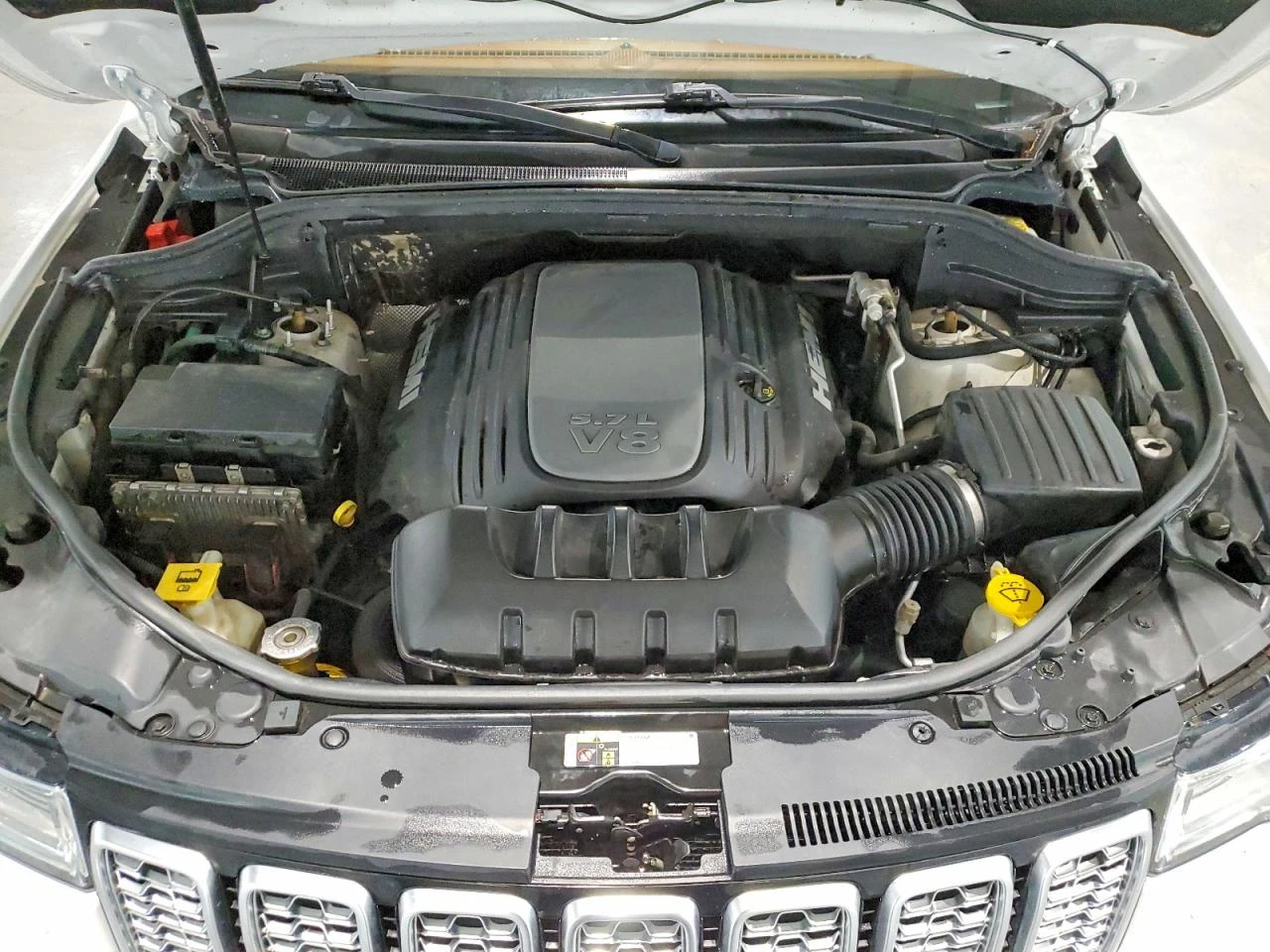 Jeep Grand cherokee 5.7l Summit, снимка 12 - Автомобили и джипове - 54129620