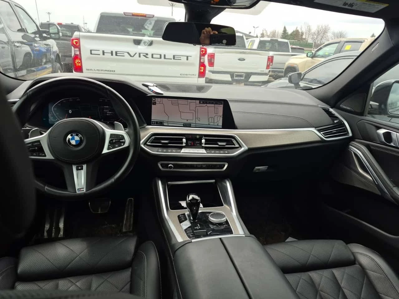 BMW X6 * XDRIVE40I * ПАНОРАМА* 360 КАМЕРА* , снимка 12 - Автомобили и джипове - 54215315