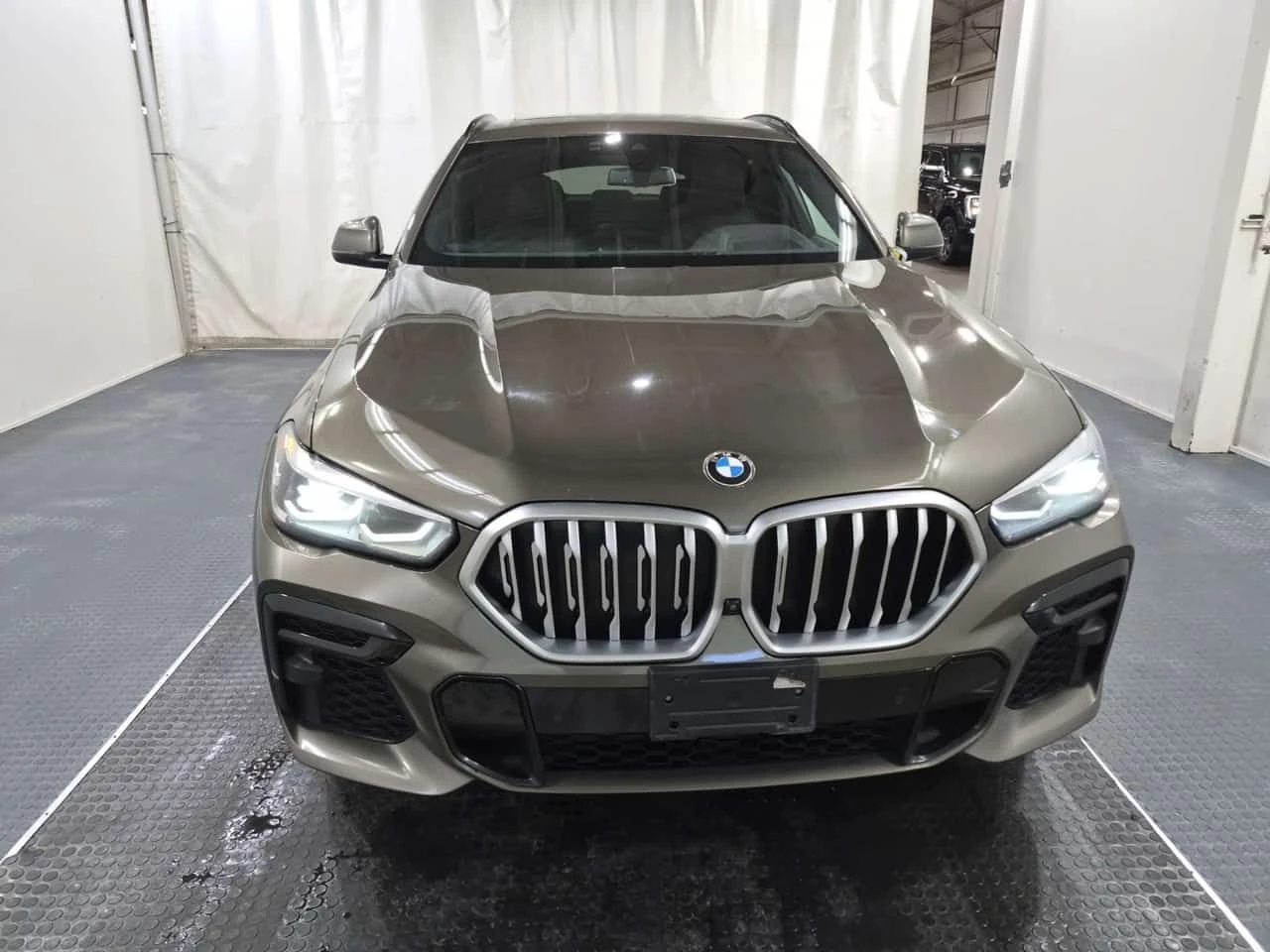 BMW X6 * XDRIVE40I * ПАНОРАМА* 360 КАМЕРА* , снимка 7 - Автомобили и джипове - 54215315