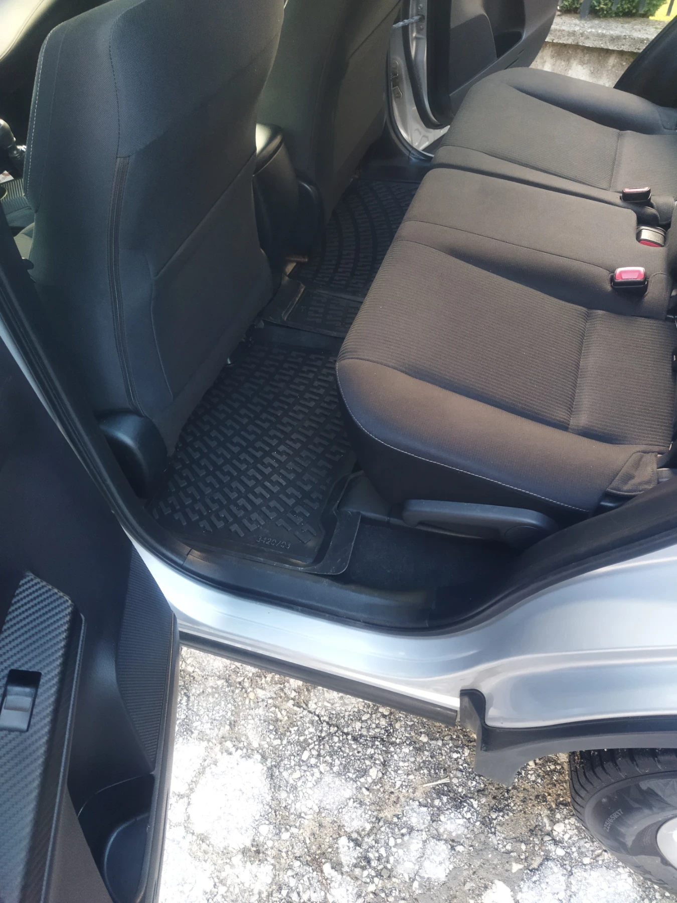 Toyota Rav4 2.2 куб.м., 150 к.с., d4d, 4x4 , снимка 8 - Автомобили и джипове - 54358497