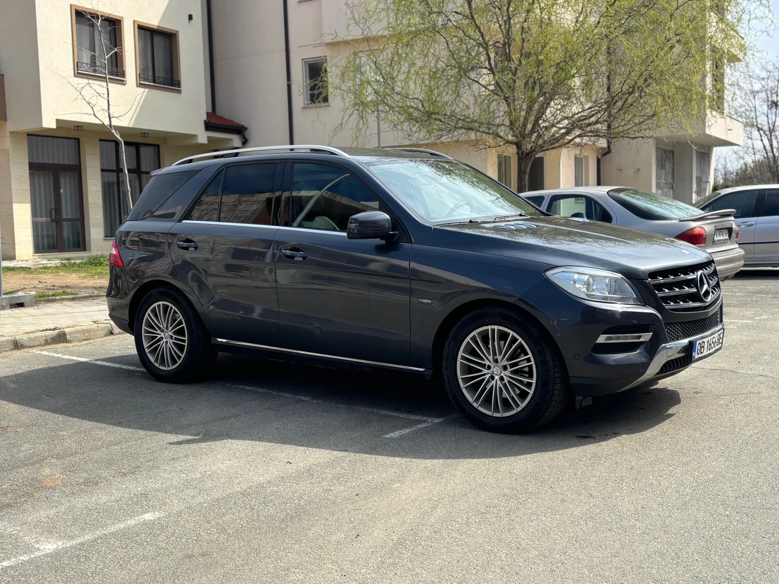 Mercedes-Benz ML 350, снимка 3 - Автомобили и джипове - 54541688