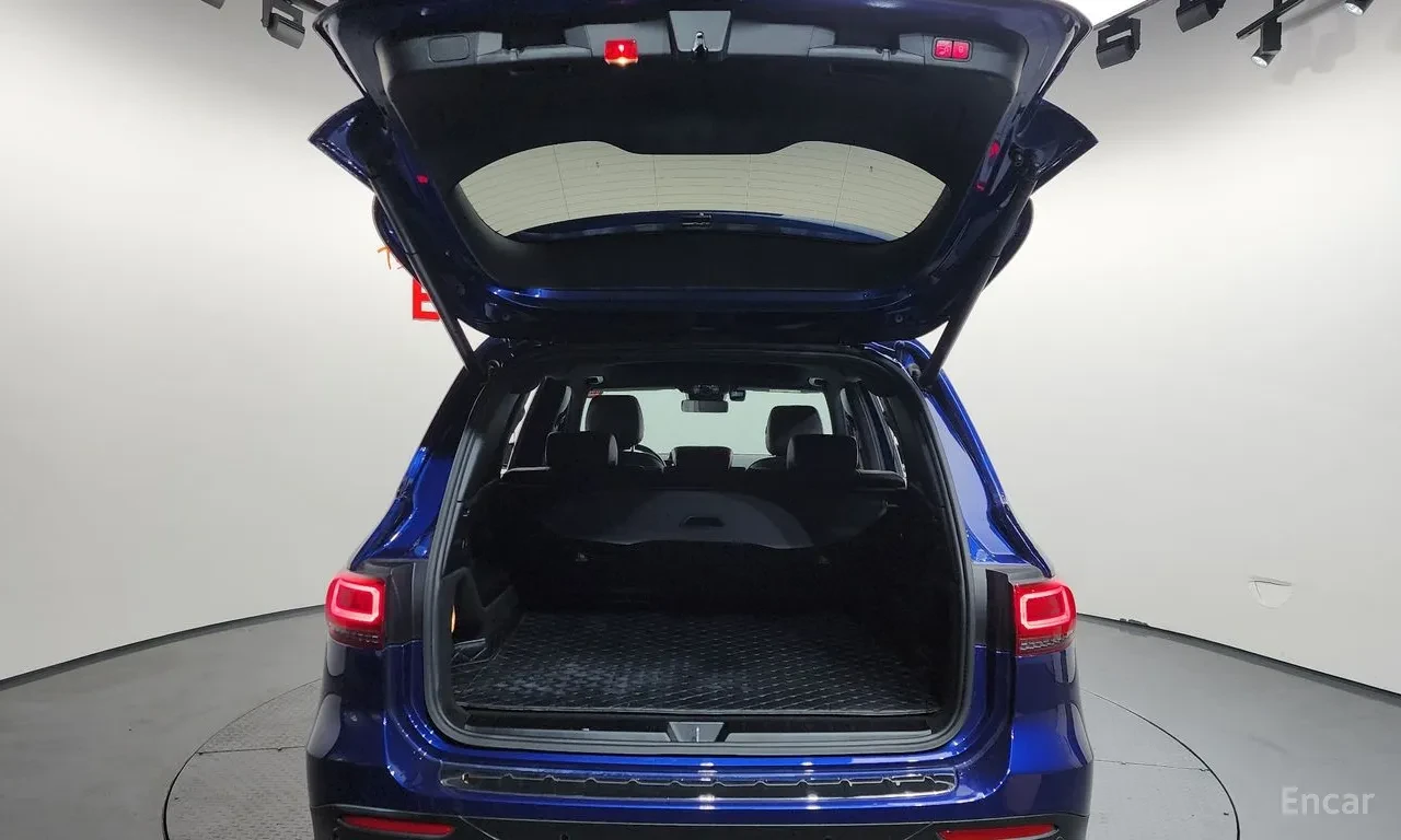 Mercedes-Benz GLB 250 AMG PK* DISTRONIK* DYNAMICA* AMBIENT* КРАЙНА ЦЕНА, снимка 17 - Автомобили и джипове - 54631788