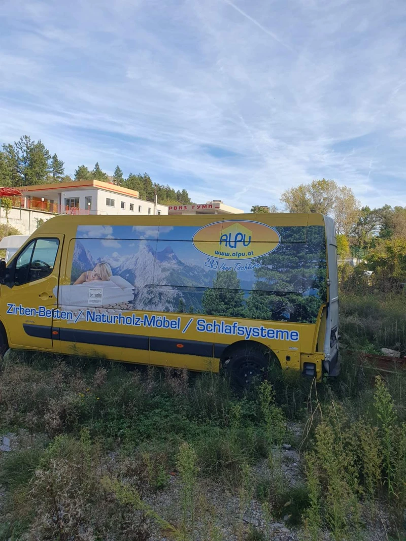 Renault Master 2.3, снимка 9 - Бусове и автобуси - 47543603