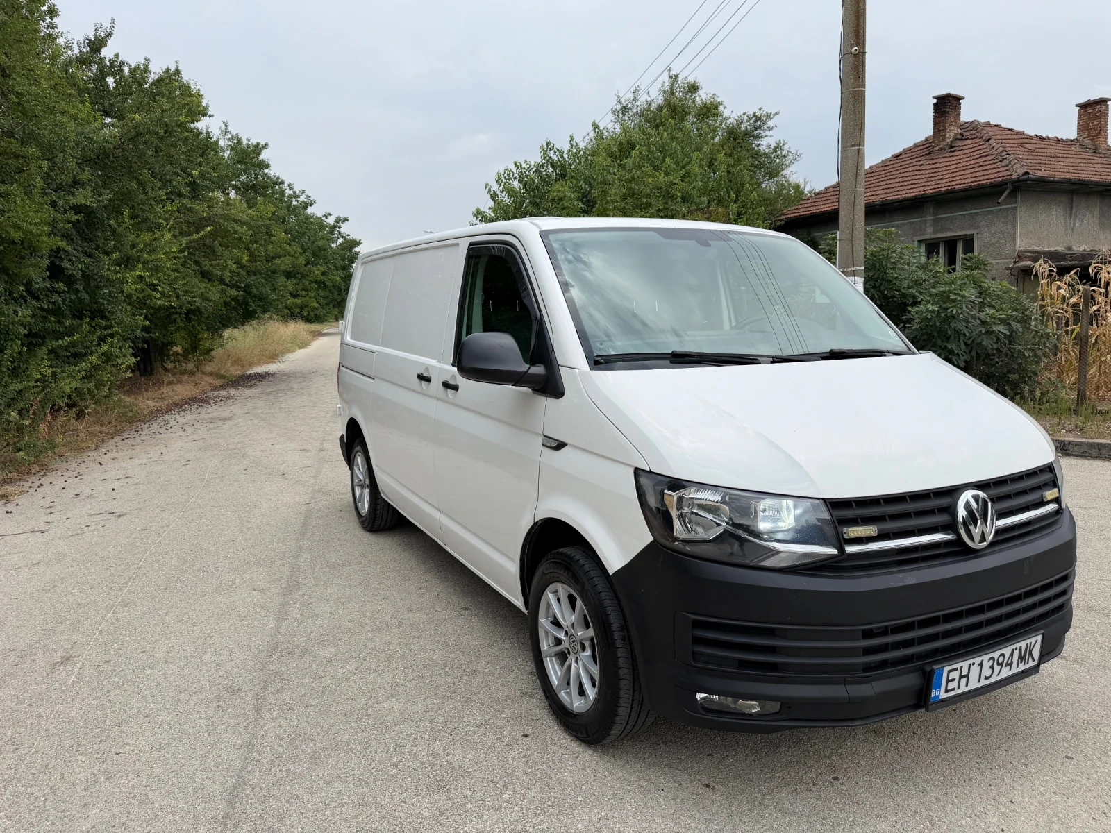 VW T6 2.0 tdi, снимка 3 - Бусове и автобуси - 55776912