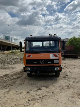 ����� �� �������� �� Mercedes-Benz 817