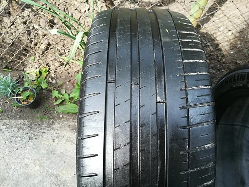 Гуми Летни 225/45R17, снимка 1 - Гуми и джанти - 21769267