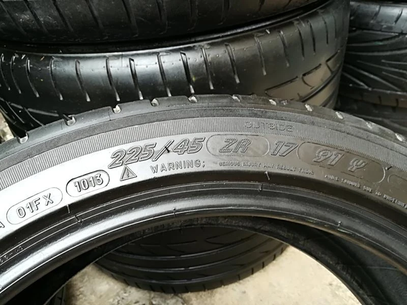 Гуми Летни 225/45R17, снимка 5 - Гуми и джанти - 21769267