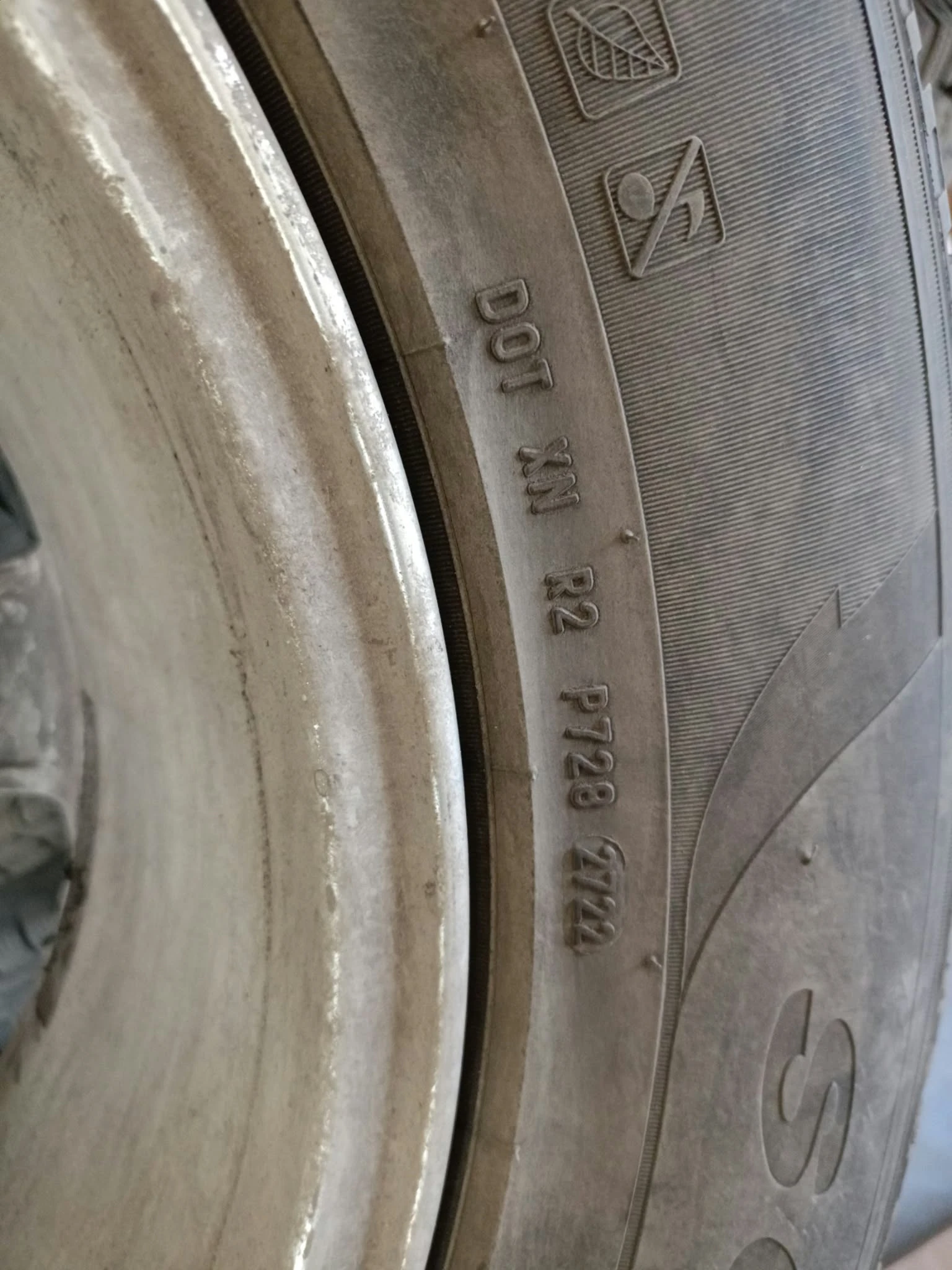 ���� � ������ 235/65R17 �� Volvo XC60 | Mobile.bg � ����������� 6