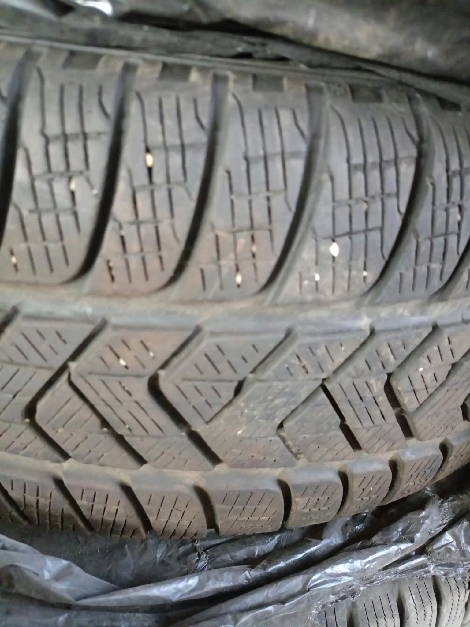 ���� � ������ 235/65R17 �� Volvo XC60 | Mobile.bg � ����������� 5