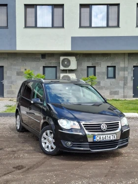 VW Touran 2.0TDI, снимка 2