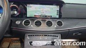 Mercedes-Benz E 220 4MATIC AMG Line | 2021 | Head-Up Display | 360  Ка, снимка 8
