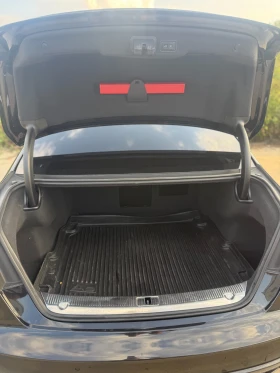 Audi S8, снимка 15