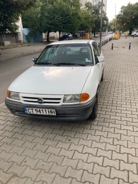 Opel Astra 1.6, снимка 3