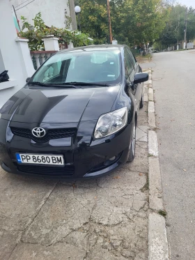 Toyota Auris 2.2, снимка 2