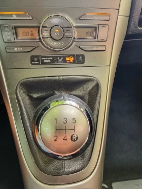 Toyota Auris * 1.6* 124PS* Autopilot* Xenon* - 10500 лв. - 49018034 12
