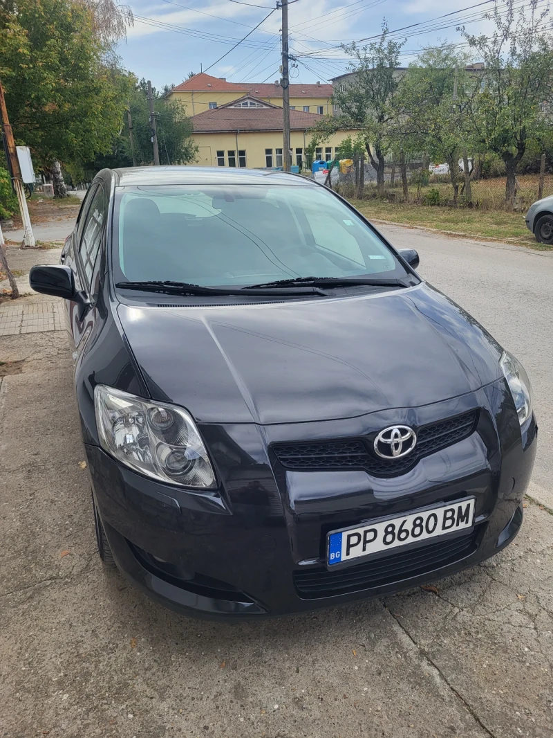 Toyota Auris 2.2, снимка 1 - Автомобили и джипове - 47553889