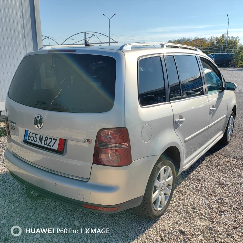 VW Touran, снимка 14 - Автомобили и джипове - 47730001