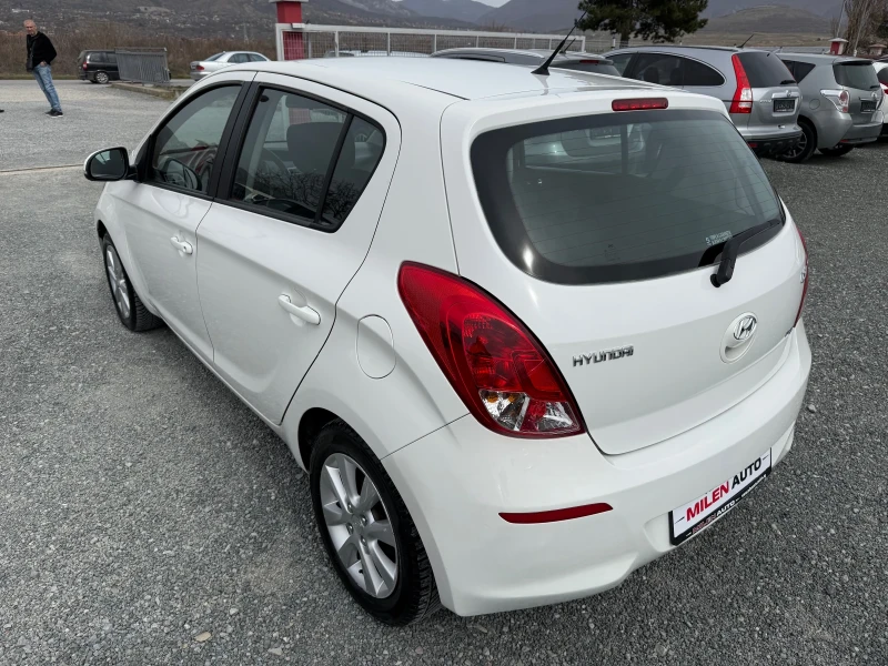 Hyundai I20 (KATO НОВА)^(АГУ), снимка 8 - Автомобили и джипове - 49134827