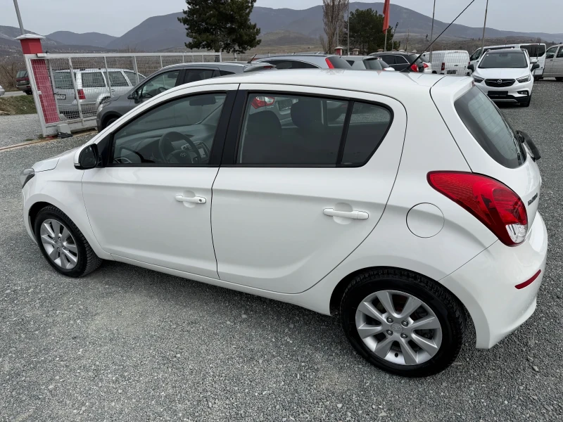Hyundai I20 (KATO НОВА)^(АГУ), снимка 9 - Автомобили и джипове - 49134827