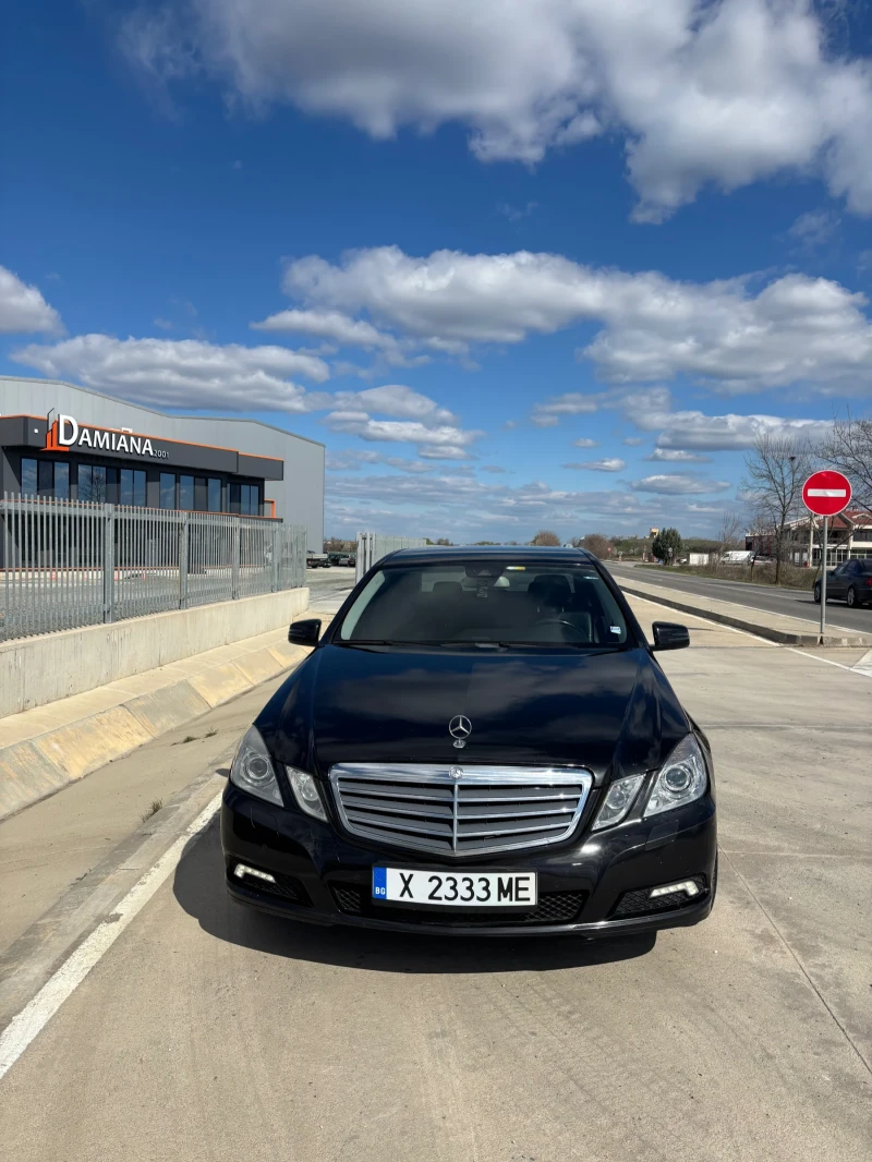 Mercedes-Benz E 200, снимка 1 - Автомобили и джипове - 49574685