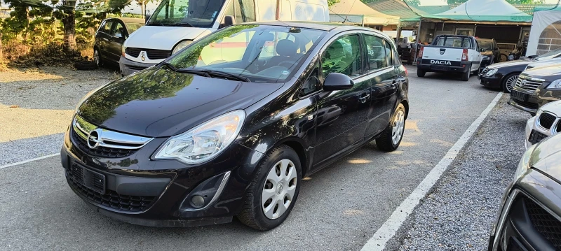 Opel Corsa 1.2, снимка 2 - Автомобили и джипове - 51155852