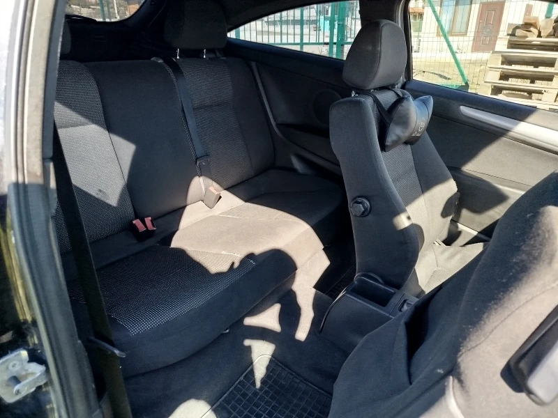 Opel Astra H GTC 1.7 CDTI, снимка 9 - Автомобили и джипове - 52398281