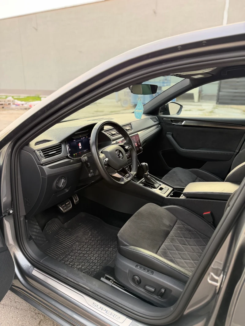Skoda Superb 2.0TSI * DSG * 4x4 * , снимка 7 - Автомобили и джипове - 52518343