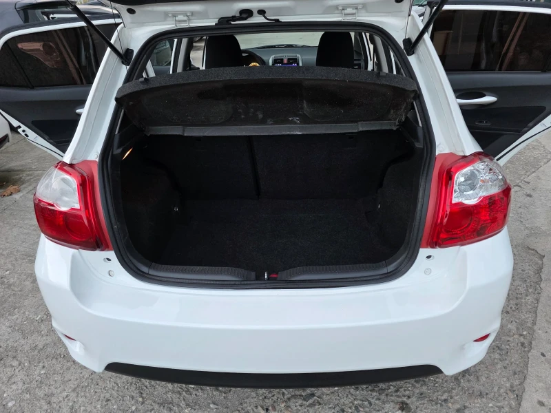 Toyota Auris 1.6 VVTI FaceLift Navi CarPlay Evro 5, снимка 10 - Автомобили и джипове - 52514782