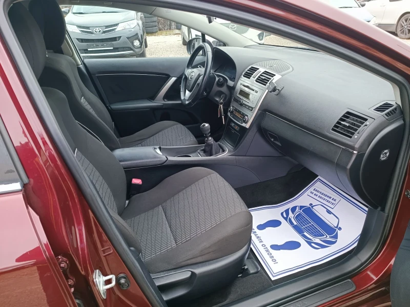 Toyota Avensis 1.8i-147кс-ШВЕЙЦАРИЯ-РЪЧКА-6ск-FACELIFT, снимка 12 - Автомобили и джипове - 52831249