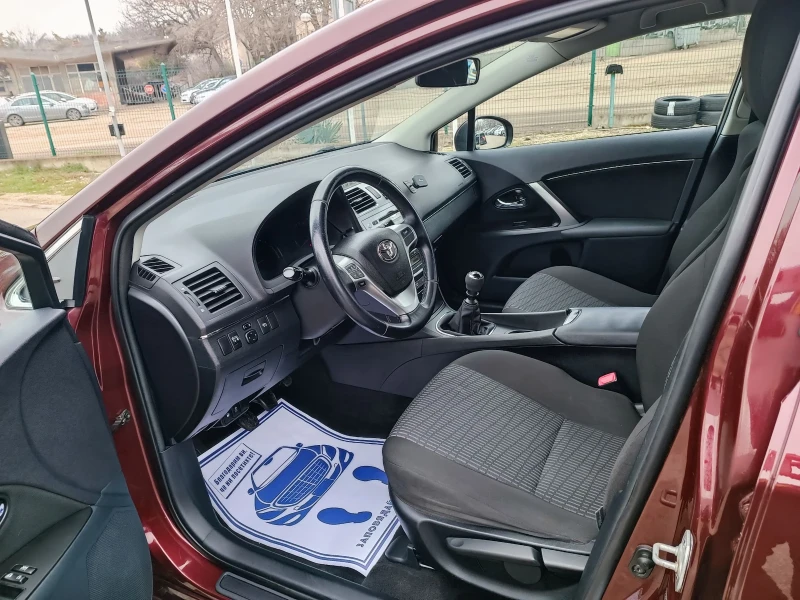 Toyota Avensis 1.8i-147кс-ШВЕЙЦАРИЯ-РЪЧКА-6ск-FACELIFT, снимка 8 - Автомобили и джипове - 52831249