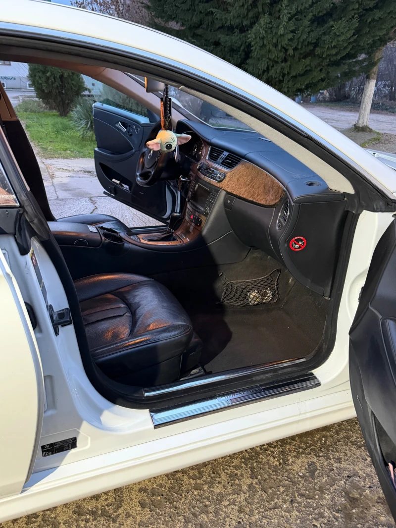 Mercedes-Benz CLS 320, снимка 5 - Автомобили и джипове - 52968346