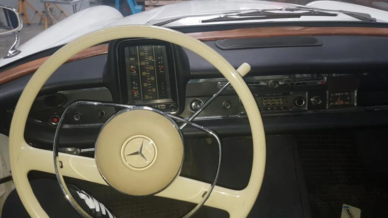 Mercedes-Benz 110 190 benzin, снимка 6 - Автомобили и джипове - 27097754