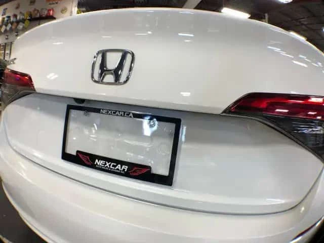 Honda Civic * LX * ДИСТРОНИК * CARPLAY * МЪРТВА ТОЧКА, снимка 9 - Автомобили и джипове - 54182970