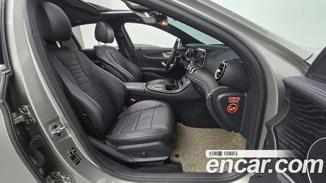 Mercedes-Benz E 220 4MATIC AMG Line | 2021 | Head-Up Display | 360  Ка, снимка 6 - Автомобили и джипове - 54569648