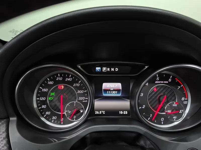 Mercedes-Benz A45 AMG 4MATIC, снимка 8 - Автомобили и джипове - 55175363