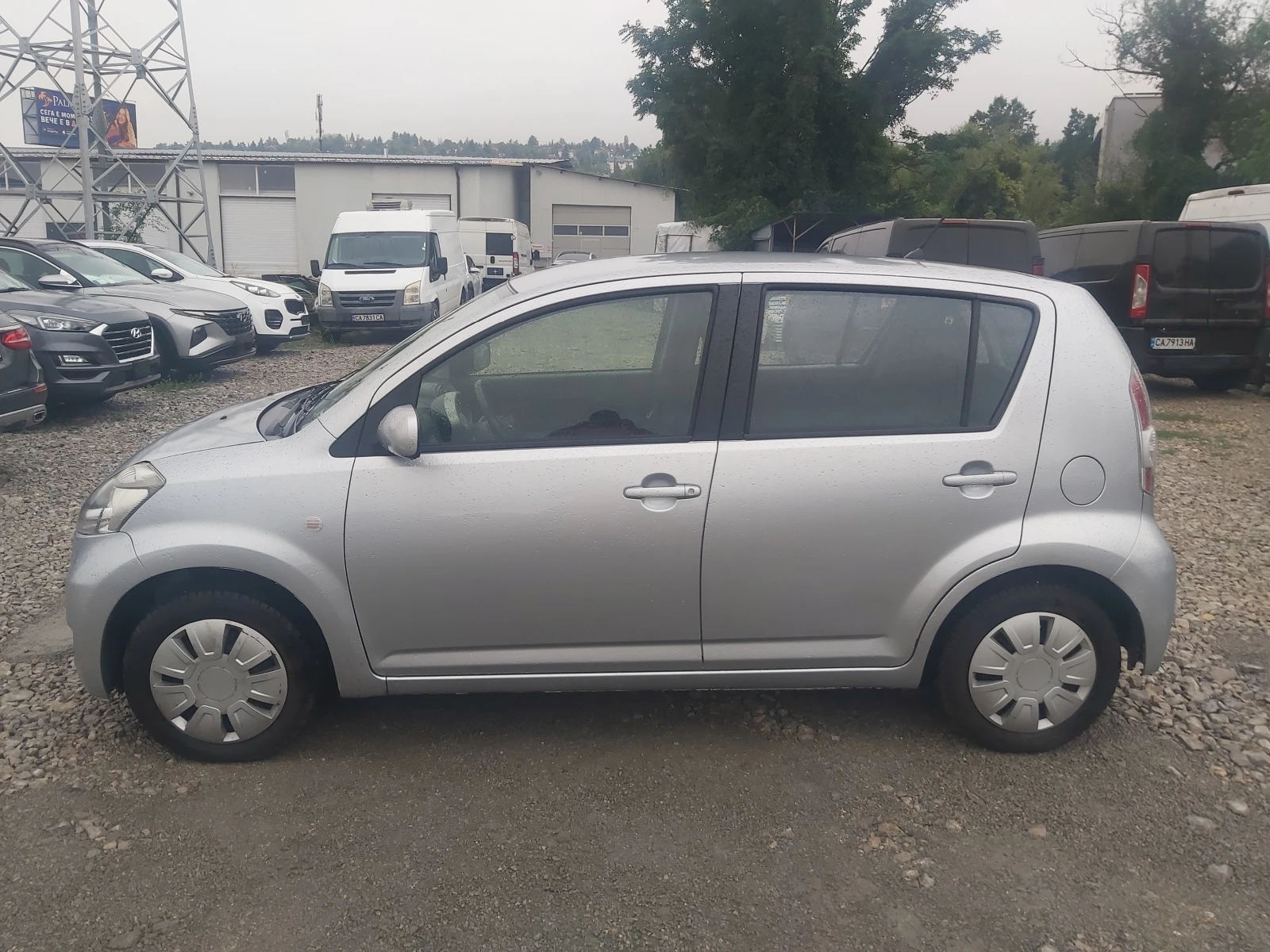 Daihatsu Sirion 1.3 - 87 к.с. 4х4 - изображение 7