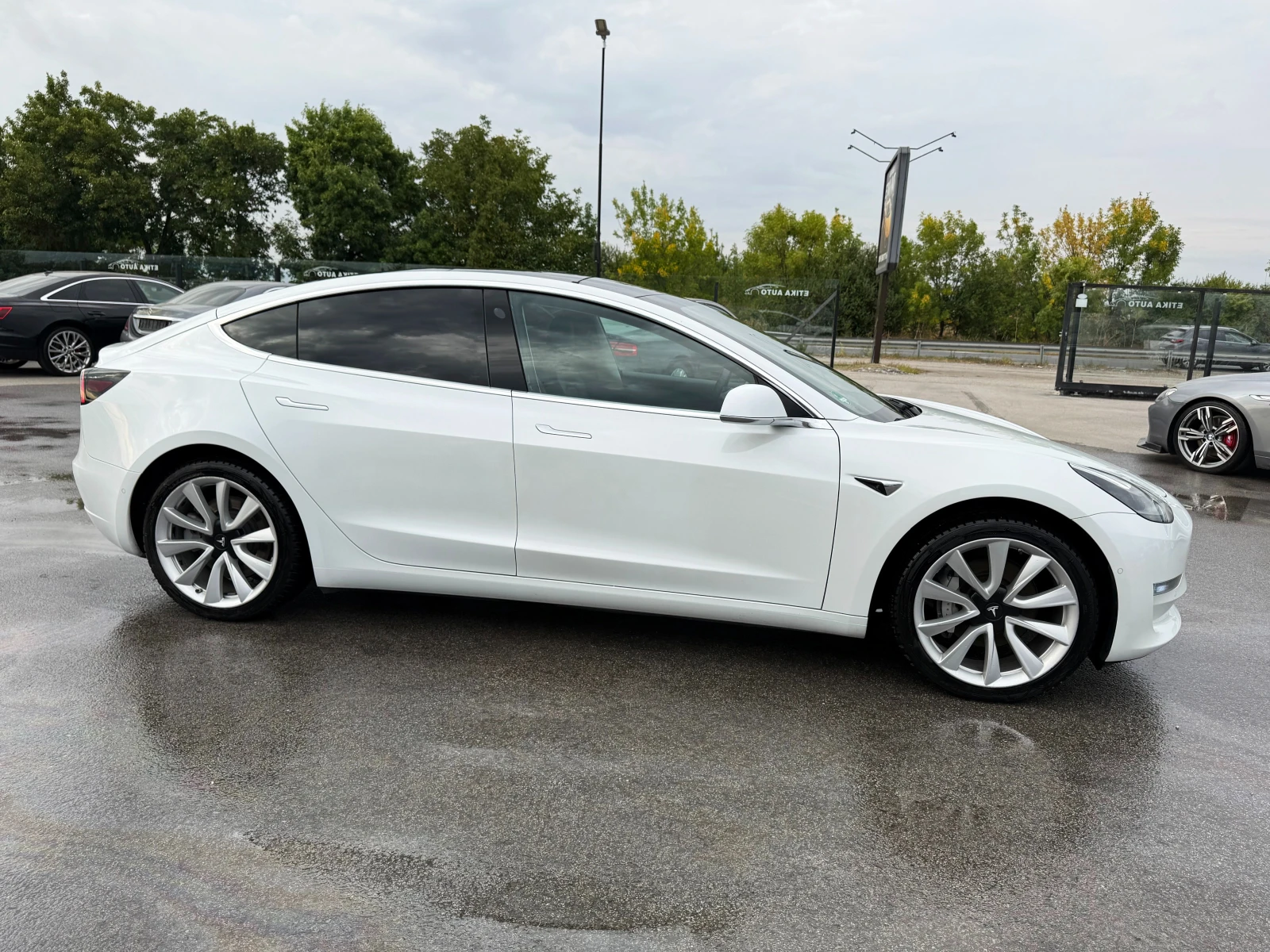 Tesla Model 3 4x4-DUAL MOTOR-PANORAMA-360 KAMERI-LED-BIXENON-FUL - изображение 2