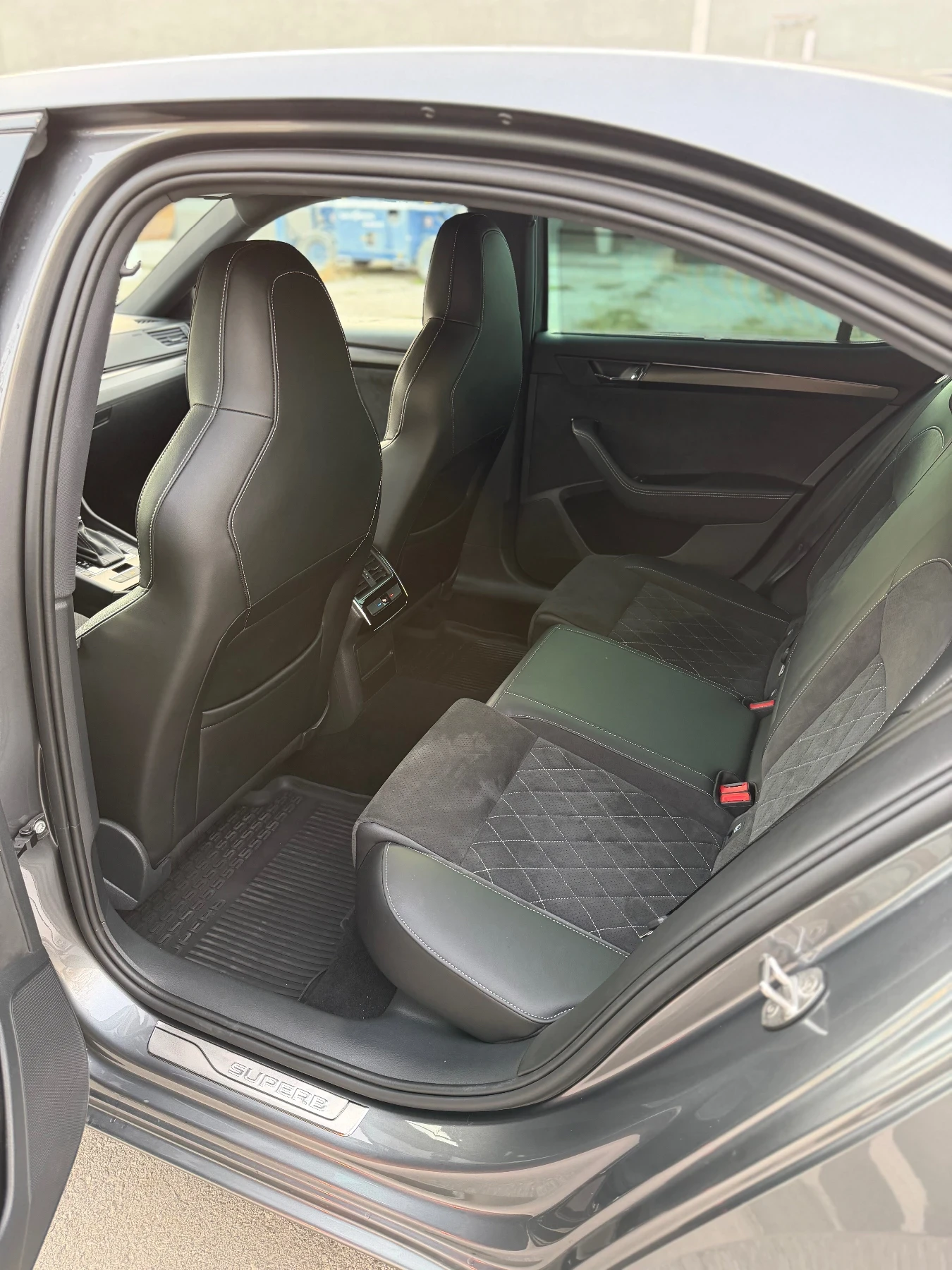 Skoda Superb 2.0TSI * DSG * 4x4 *  | Mobile.bg   12