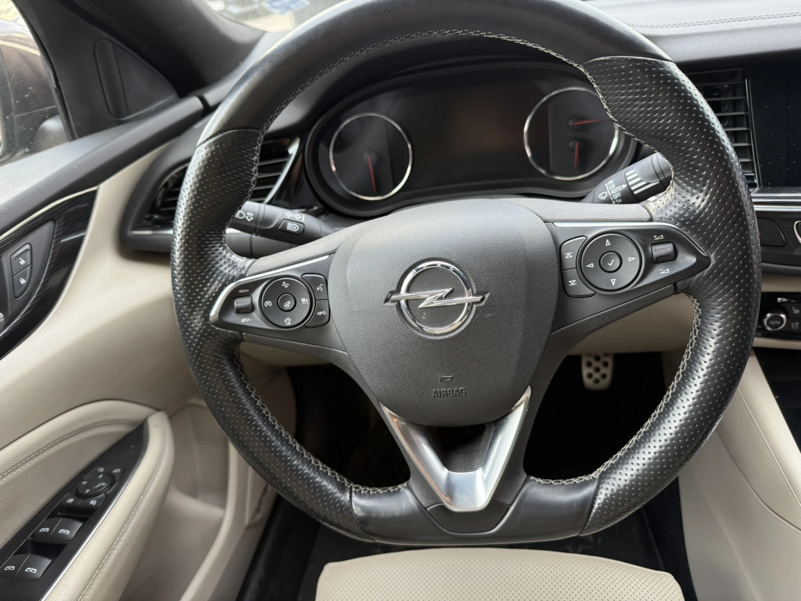 Opel Insignia 4x4, GS, 260кс. - изображение 10