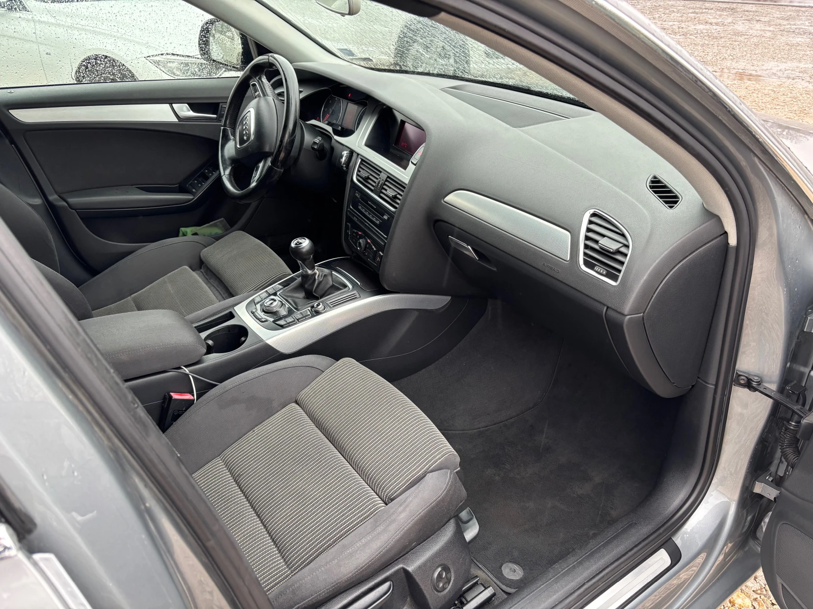 Audi A4 2.0TDI | Mobile.bg � ����������� 12