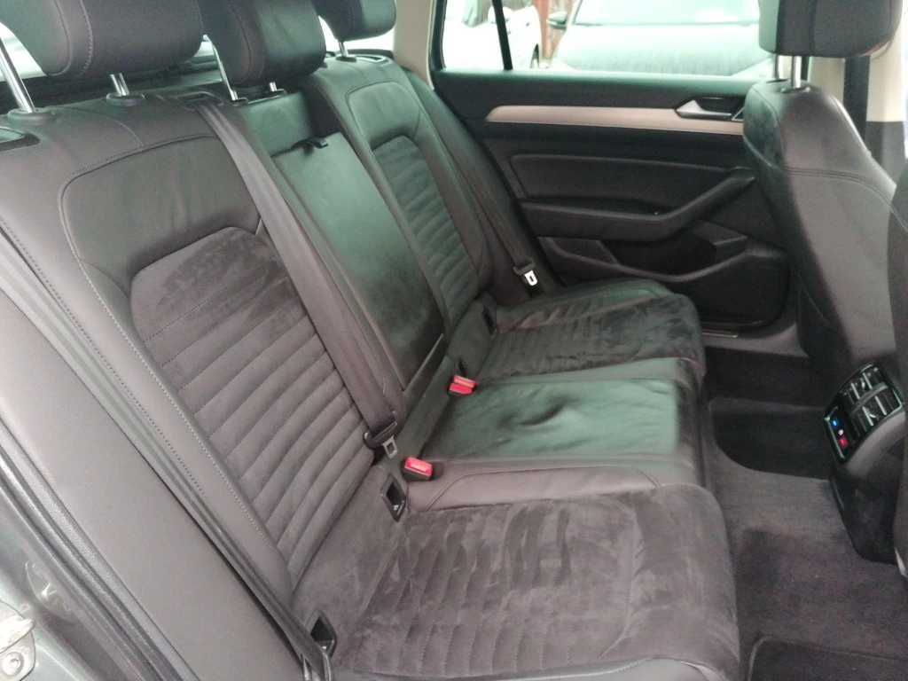 VW Passat HIGHLINE EURO 6 - изображение 10